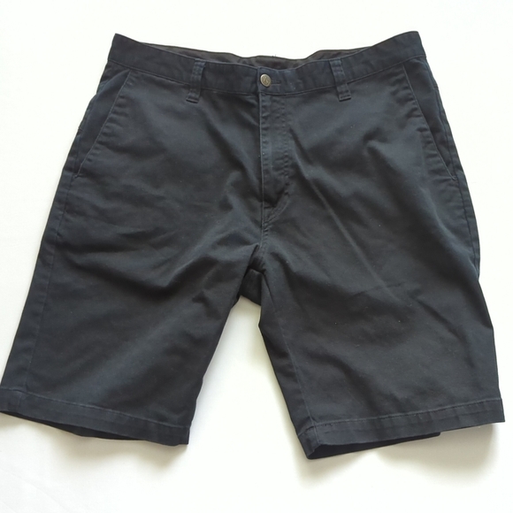 Volcom Black Mid Rise Shorts w Pockets Size 36 Inseam 10.5" - Picture 1 of 8